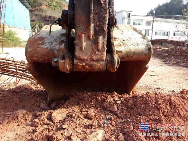 江西出售转让二手14580小时2006年现代R60挖掘机