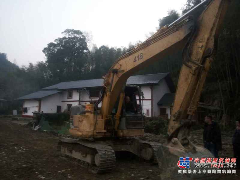 江西出售转让二手15000小时2005年小松PC138US挖掘机