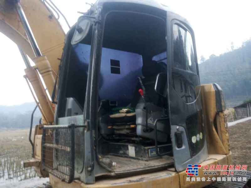 江西出售转让二手15000小时2005年小松PC138US挖掘机