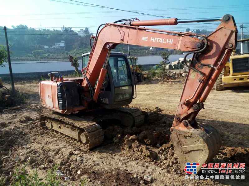 云南出售转让二手11000小时2008年日立ZX70挖掘机
