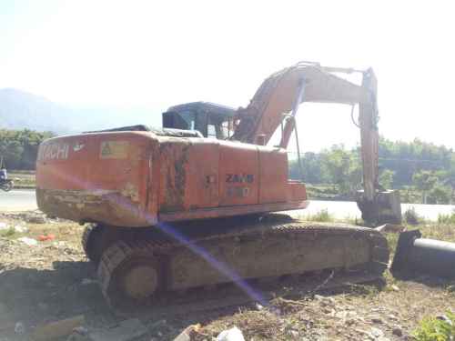 云南出售转让二手10520小时2007年日立EX200挖掘机