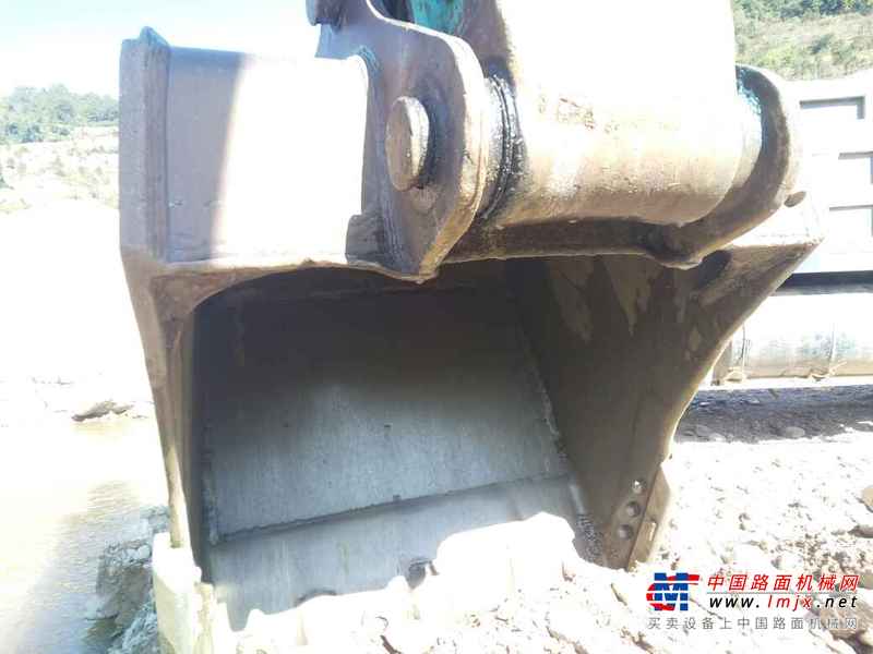云南出售转让二手10000小时2011年神钢SK250挖掘机