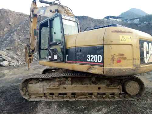 贵州出售转让二手9545小时2007年卡特彼勒320D挖掘机