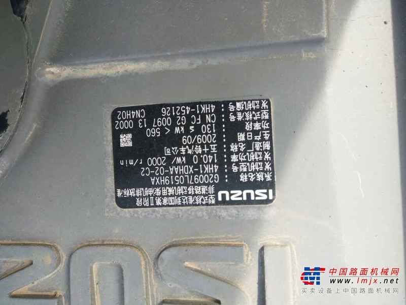 陕西出售转让二手8000小时2010年日立ZX240挖掘机
