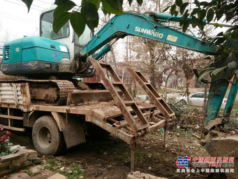 陕西出售转让二手4860小时2010年山河智能SWE50N9挖掘机