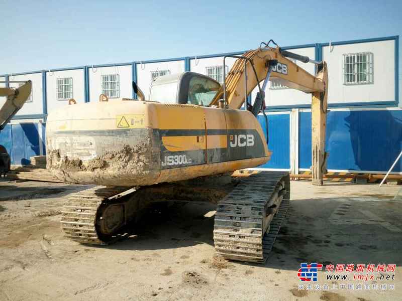 山西出售转让二手7000小时2011年JCBJS220LC挖掘机