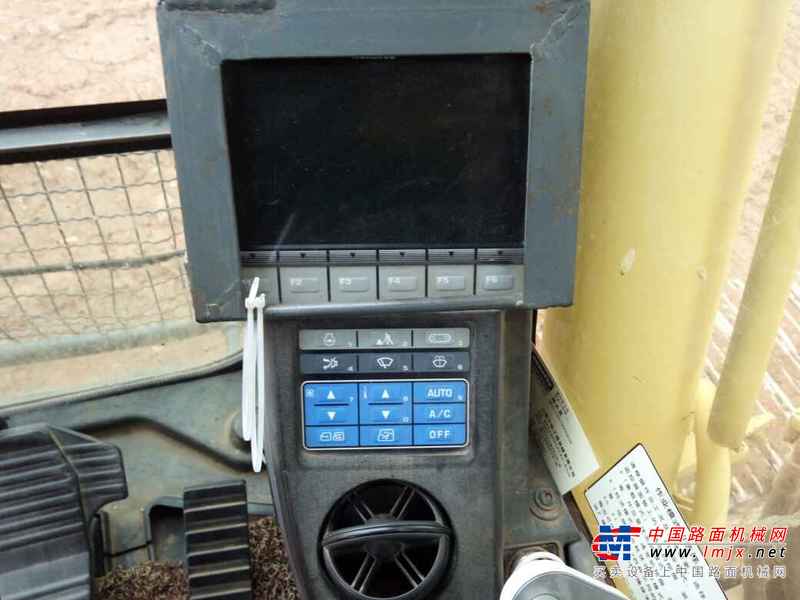 江西出售转让二手6000小时2012年小松PC210挖掘机