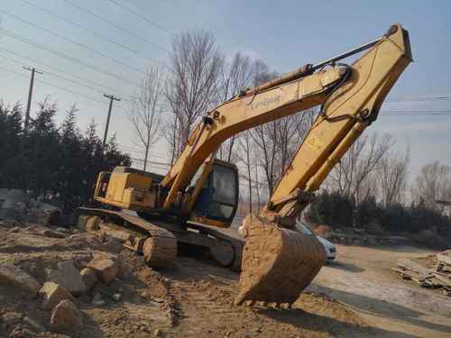 山西出售转让二手9800小时2005年柳工CLG220LC挖掘机