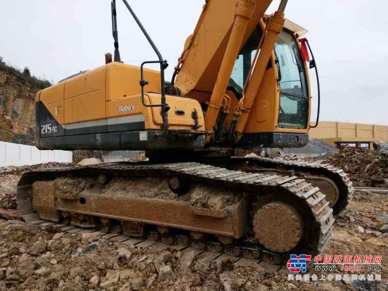 贵州出售转让二手6800小时2011年现代R215挖掘机