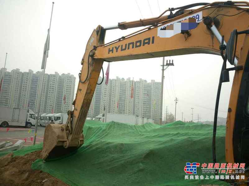 山西出售转让二手8000小时2007年现代R225LC挖掘机