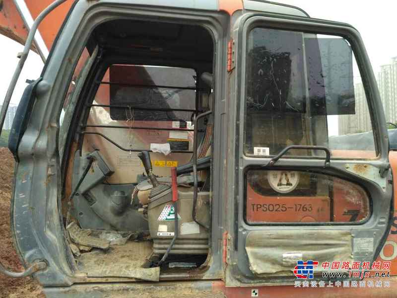 江西出售转让二手14753小时2006年日立ZX200挖掘机