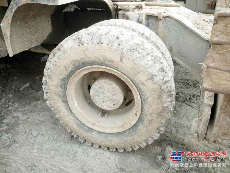 山西出售转让二手6000小时2008年现代轮挖R210W挖掘机