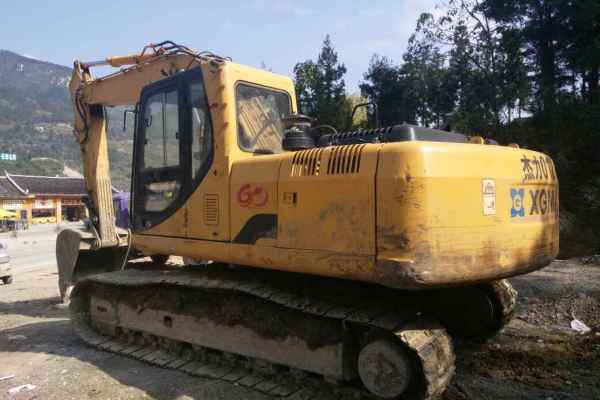 贵州出售转让二手3600小时2013年厦工XG822LC挖掘机