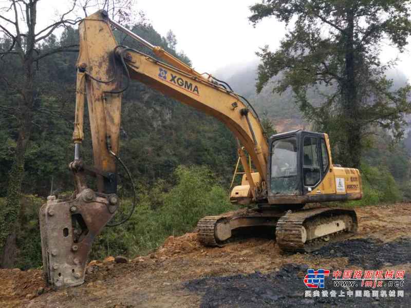 贵州出售转让二手7200小时2011年厦工XG822LC挖掘机