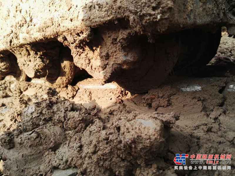 陕西出售转让二手7800小时2010年斗山DH225挖掘机
