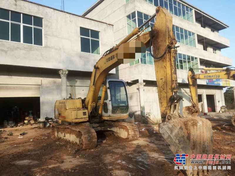 江西出售转让二手9000小时2005年住友SH120挖掘机