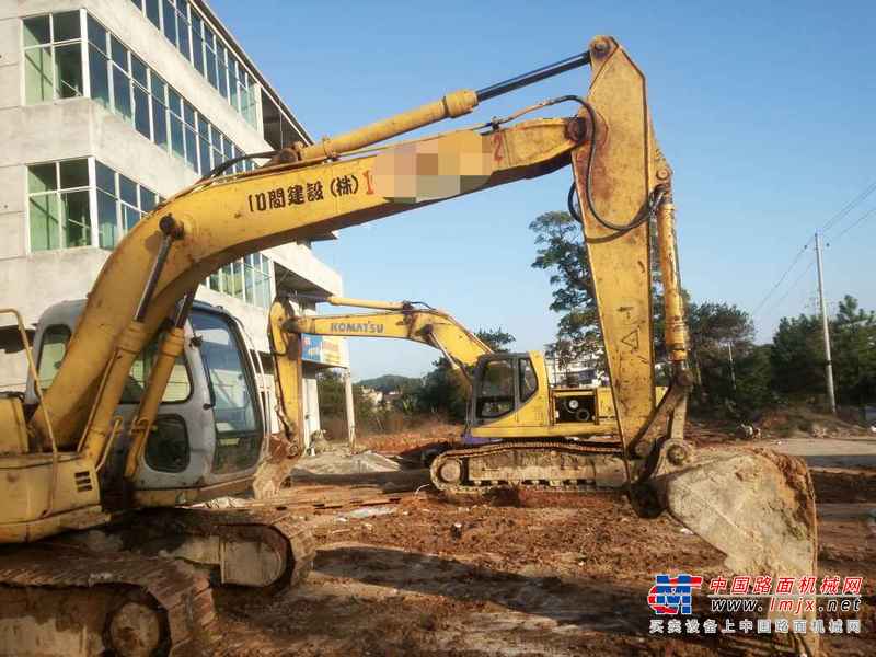 江西出售转让二手9000小时2005年住友SH120挖掘机