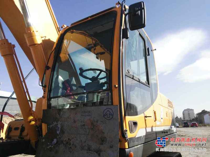 山西出售转让二手5000小时2010年现代轮挖R210W挖掘机