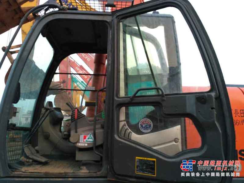 江西出售转让二手6733小时2010年日立ZX200挖掘机