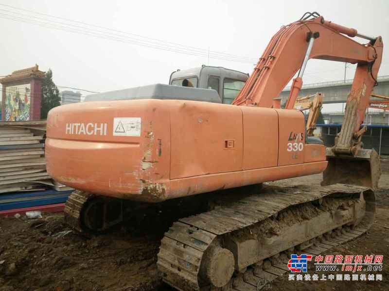山西出售转让二手8500小时2006年日立ZX240LC挖掘机