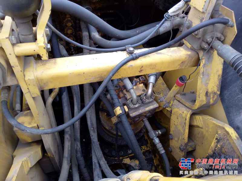 云南出售转让二手9930小时2007年小松PC200挖掘机