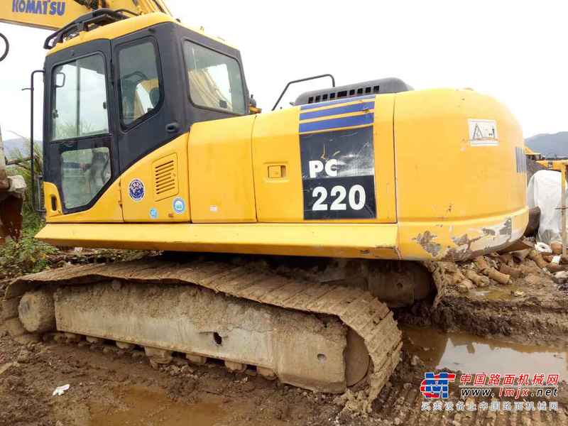 云南出售转让二手9930小时2007年小松PC200挖掘机