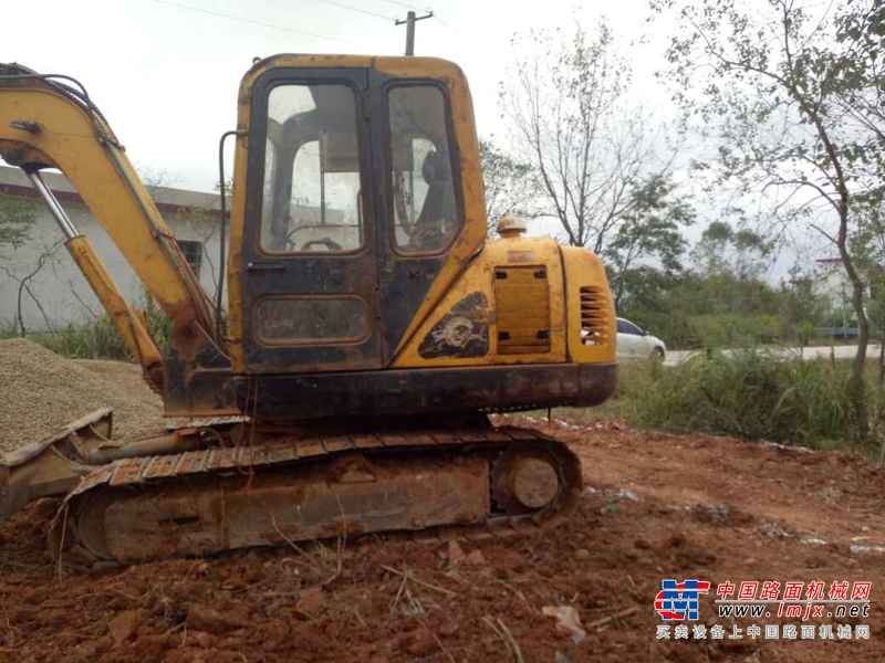 江西出售转让二手15000小时2008年现代R55挖掘机