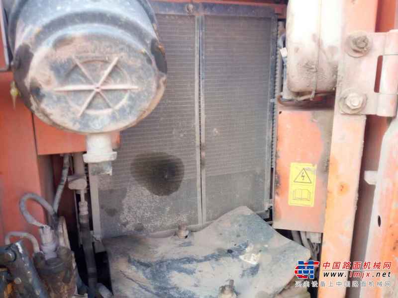 云南出售转让二手12000小时2009年日立ZX60挖掘机