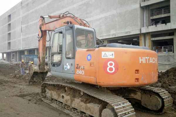 山西出售转让二手15000小时2004年日立EX225USR挖掘机