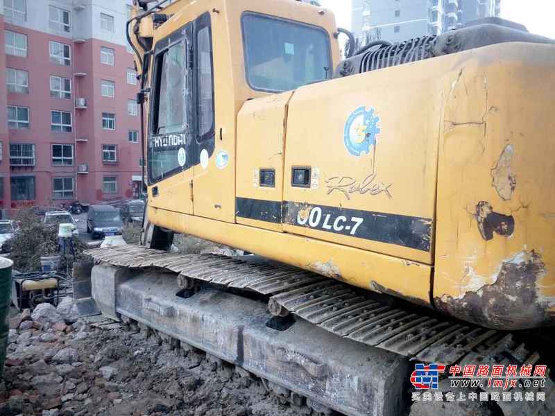 山西出售转让二手15000小时2004年现代R225挖掘机
