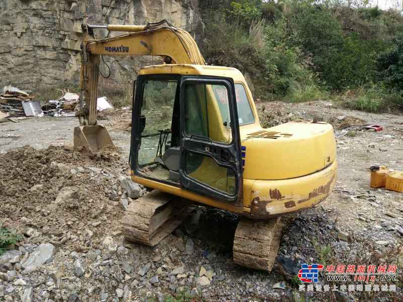 贵州出售转让二手10238小时2009年小松PC60挖掘机