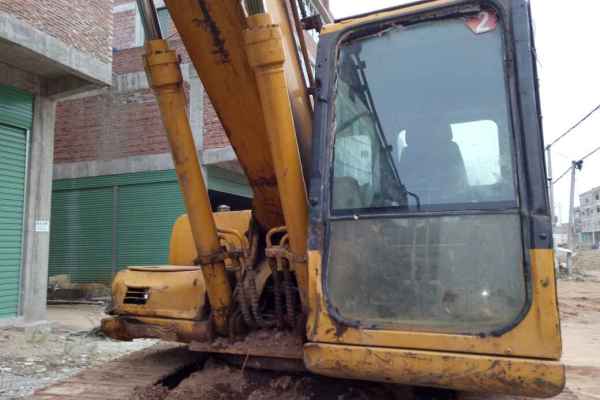 江西出售转让二手15000小时2007年三一重工SY210C挖掘机