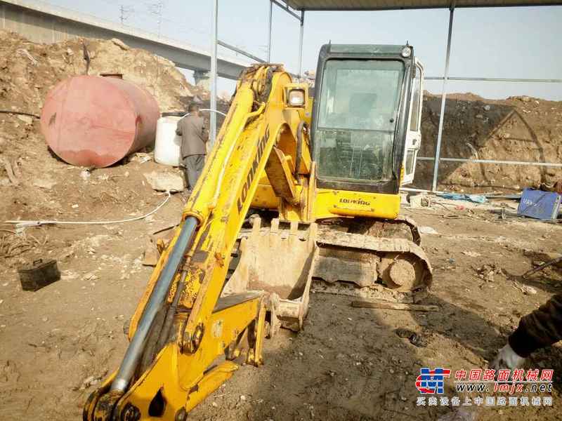 山西出售转让二手8000小时2008年龙工LG6060挖掘机
