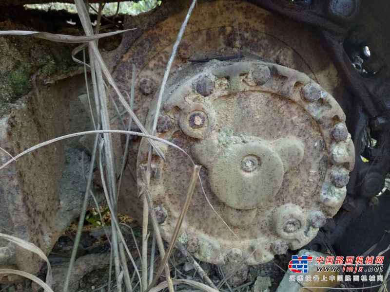 江西出售转让二手20000小时2005年日立EX60挖掘机