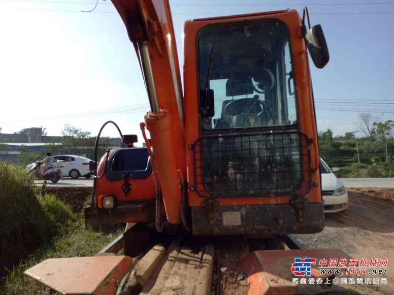 江西出售转让二手2300小时2014年新源机械轮挖65W挖掘机