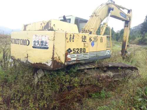云南出售转让二手19611小时2005年住友SH220挖掘机