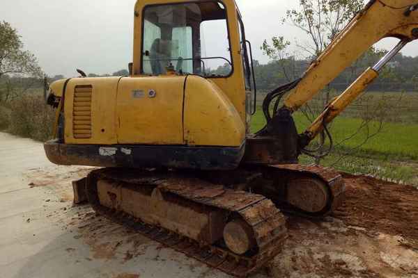江西出售转让二手6500小时2009年现代R55挖掘机
