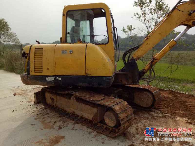 江西出售转让二手6500小时2009年现代R55挖掘机
