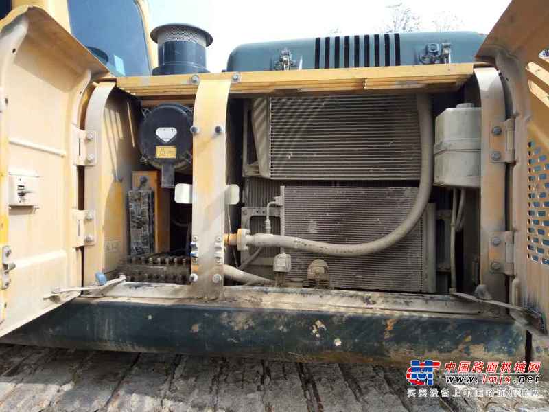 贵州出售转让二手6300小时2010年现代R225LC挖掘机