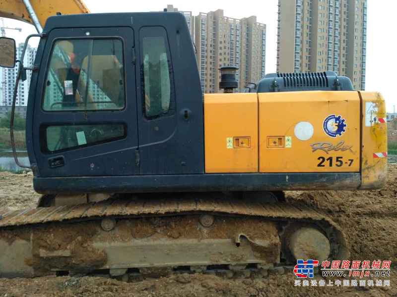 江西出售转让二手8076小时2010年现代R215挖掘机
