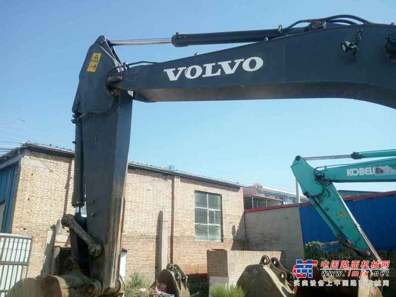 山西出售转让二手6100小时2011年沃尔沃EC240BLC挖掘机