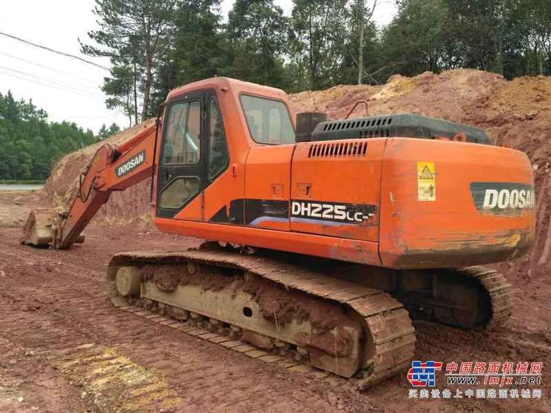 江西出售转让二手16216小时2009年斗山DH225LC挖掘机