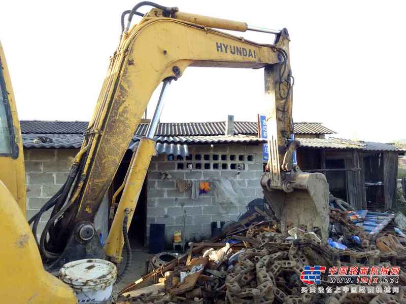云南出售转让二手9528小时2006年现代R60挖掘机