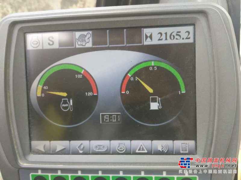 贵州出售转让二手2165小时2014年奇瑞迪凯DE380挖掘机