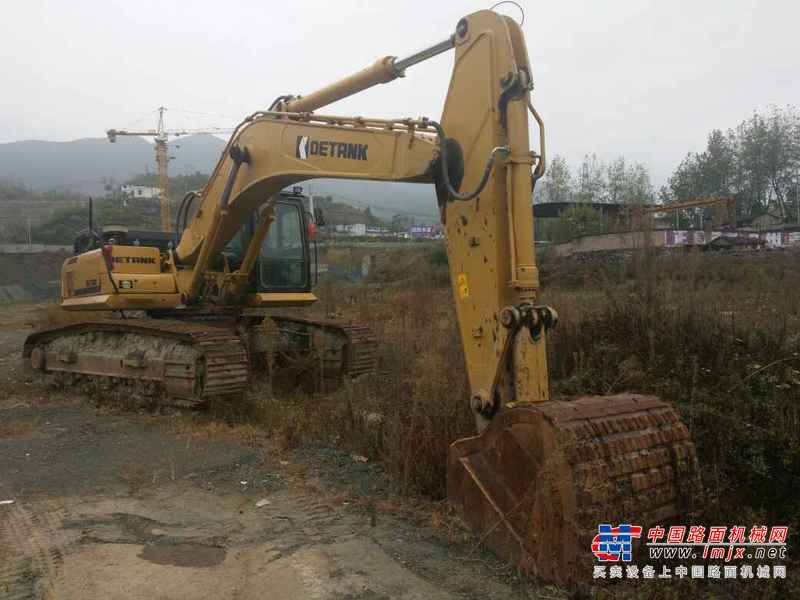 贵州出售转让二手2165小时2014年奇瑞迪凯DE380挖掘机