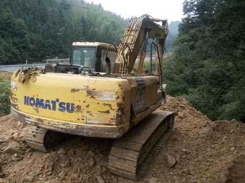 江西出售转让二手15000小时2005年小松PC220挖掘机