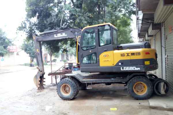 陕西出售转让二手500小时2015年临工金利轮挖LG680BM挖掘机