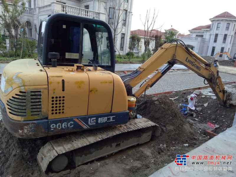 山西出售转让二手7000小时2012年柳工CLG906D挖掘机