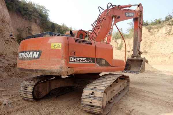 山西出售转让二手7830小时2009年斗山DH225LC挖掘机