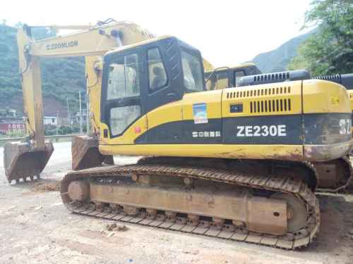 云南出售转让二手3508小时2013年中联重科ZE230E挖掘机